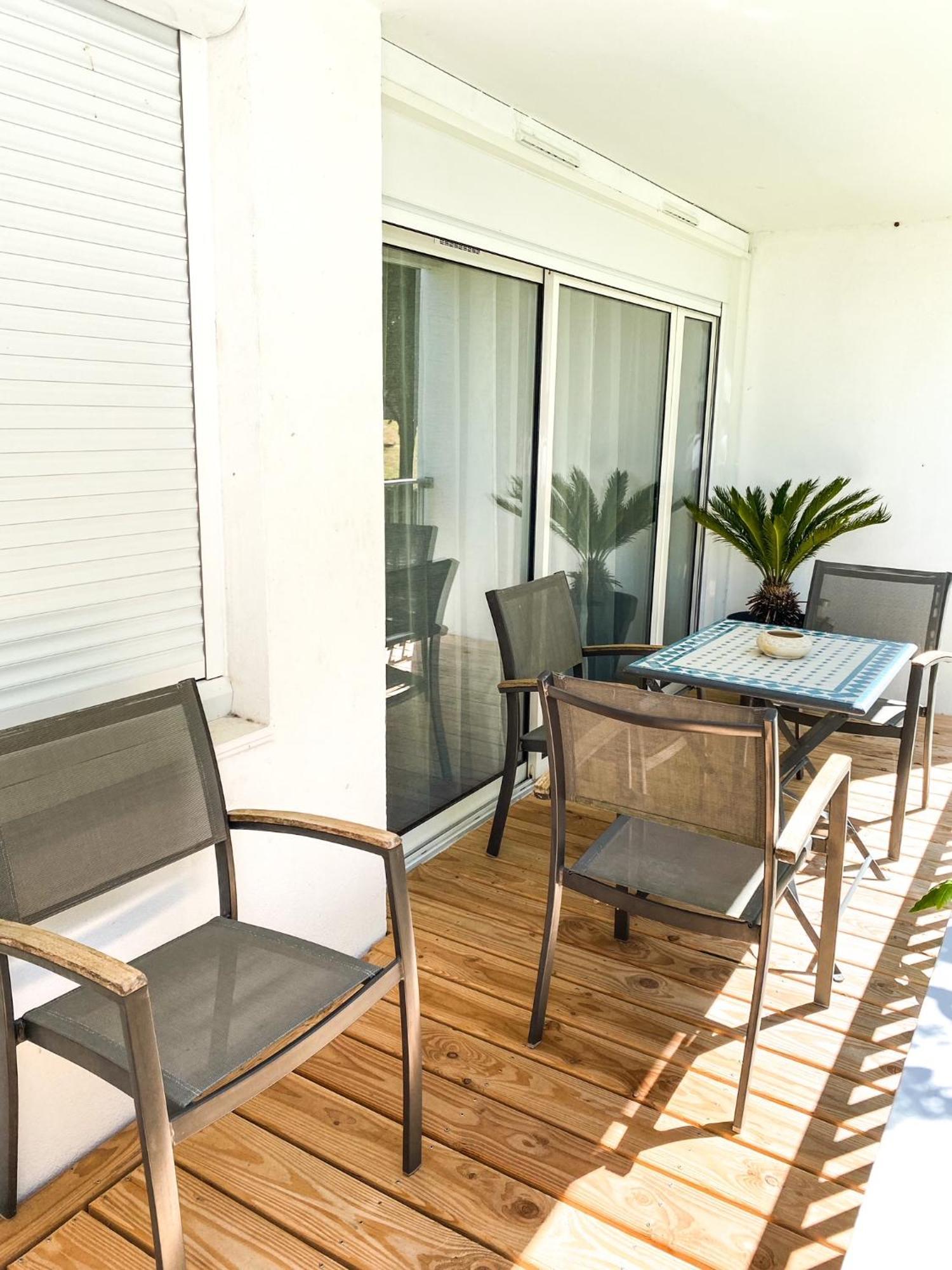 T3 Moderne Avec Balcon Terrasse Et Parking Gratuit Apartment Niort Bagian luar foto